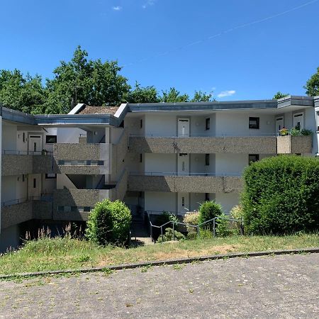 Top Modernes 1-Zimmer-Apartment Mit Kueche, Parkplatz, Kostenfreiem Wlan Und Netflix Bad Soden-Salmünster Buitenkant foto